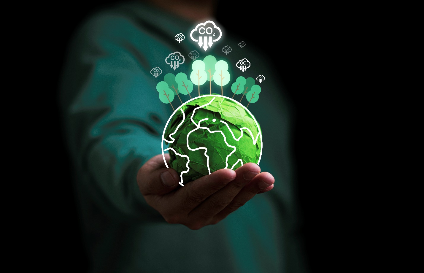 THE FUTURE OF CLIMATE FINANCE: HOW GREEN BONDS AND CARBON CREDITS ARE CONVERGING
